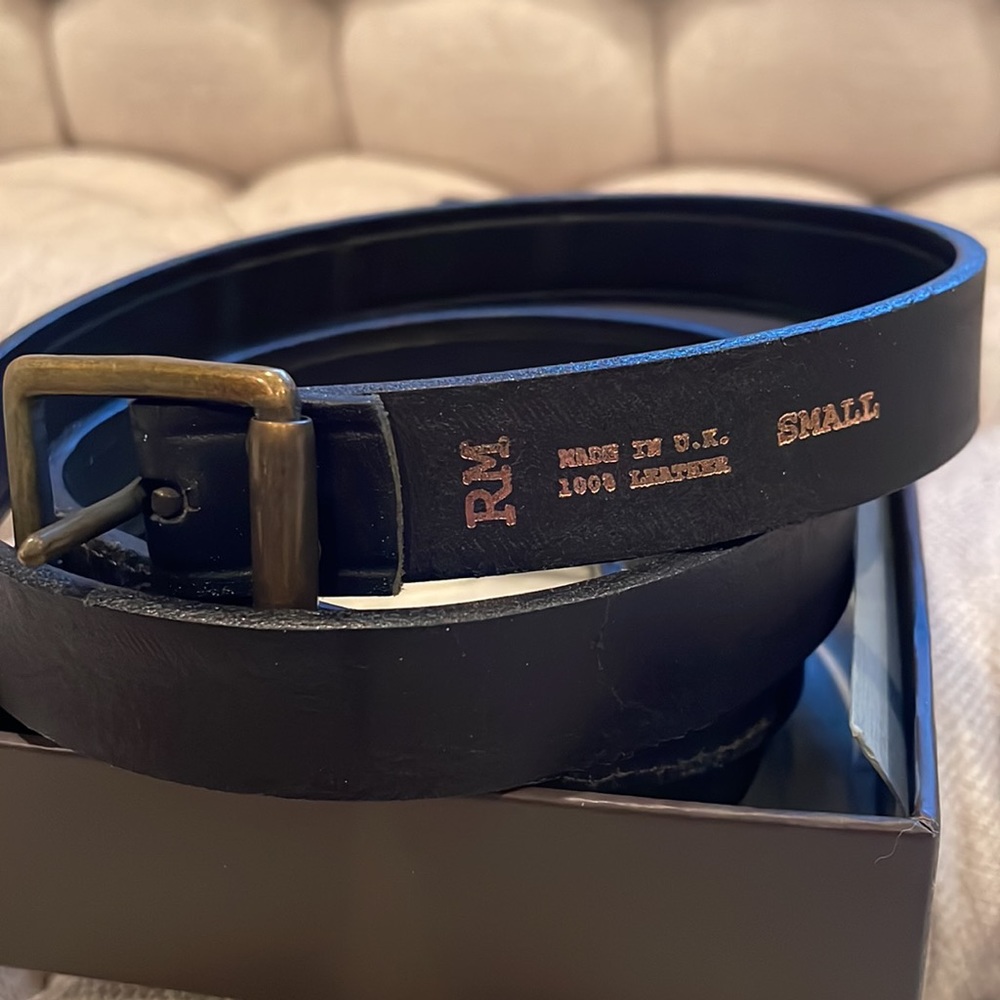 RM Wrap thin leather belt